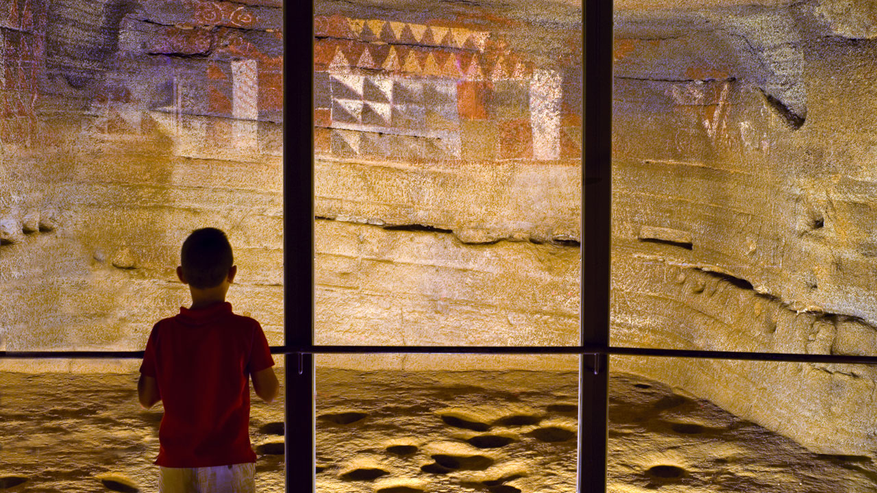 Interior del Museo y Parque Arqueológico Cueva Pintada en Gáldar, Gran Canaria